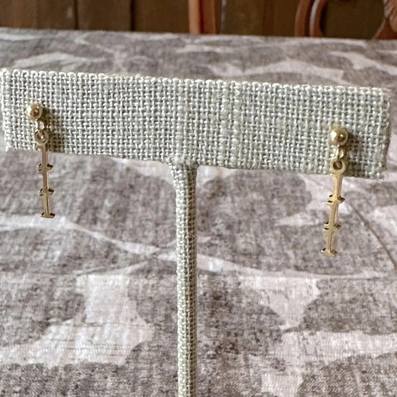 Intuition Angel Number 111 18k Gold PVD Inspirational Earrings Waterproof - Picture 3 of 5